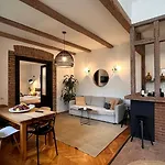 Wonderfull Cozy - Old Town Center * Μπρασόβ