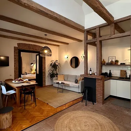 Wonderfull Cozy - Old Town Center *