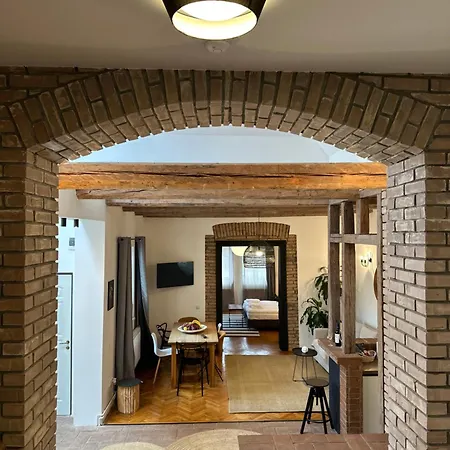 Wonderfull Cozy - Old Town Center Villa