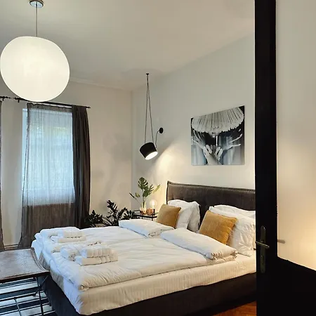 Wonderfull Cozy - Old Town Center Villa